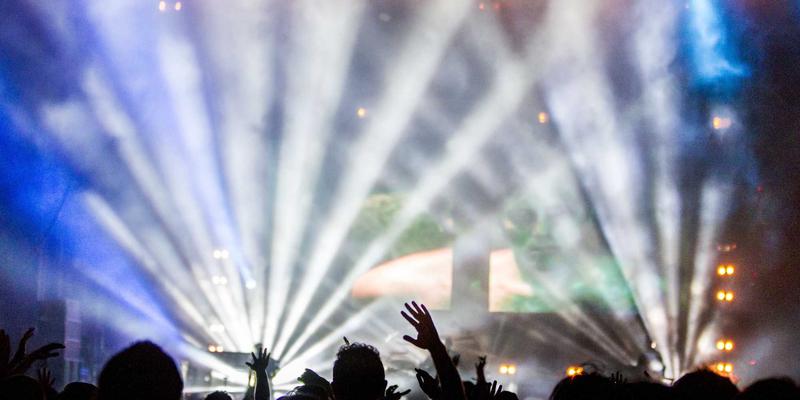 兴大典当详解：汽车典当需要哪些手续？押车与不押车的核心区别